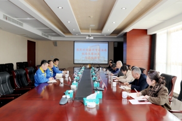 嘉興市司法局黨委委員、副局長蔡加龍一行蒞臨景興紙業(yè)調研指導